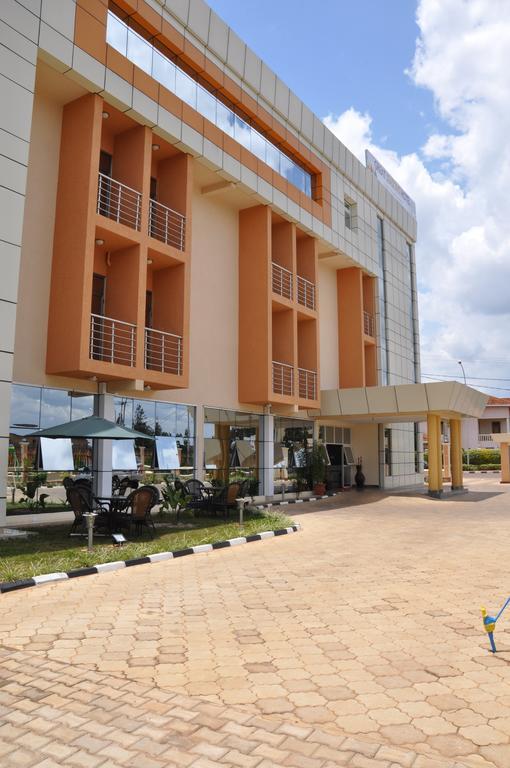 Great Seasons Hotel คิกาลี ภายนอก รูปภาพ
