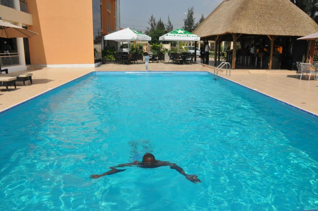 Great Seasons Hotel คิกาลี ภายนอก รูปภาพ