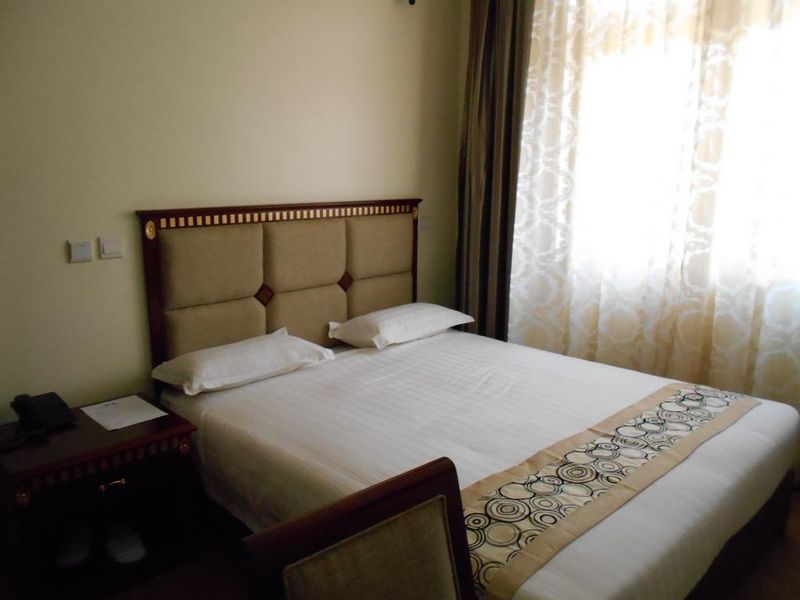 Great Seasons Hotel คิกาลี ภายนอก รูปภาพ